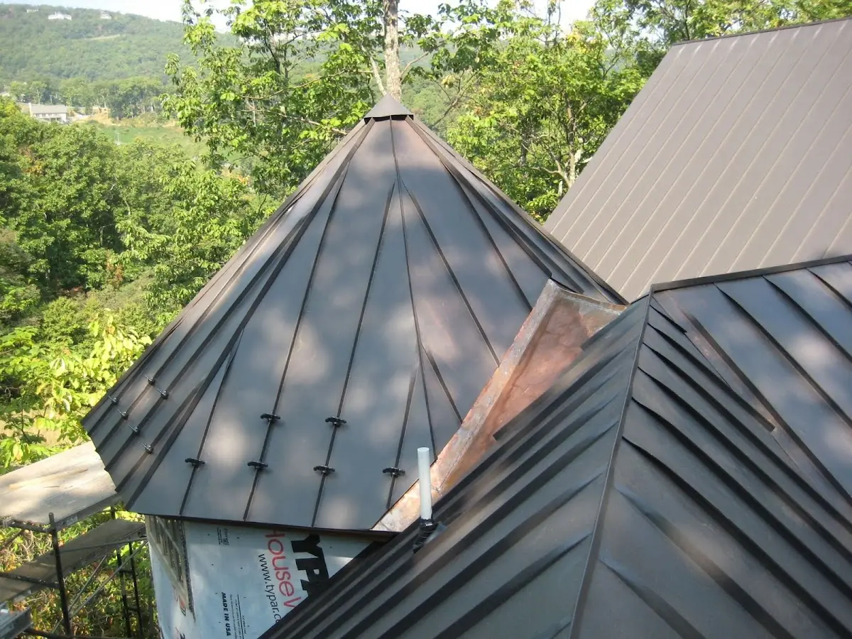 Professional Gutter Cleaning by Craftsman Roofing in Menifee